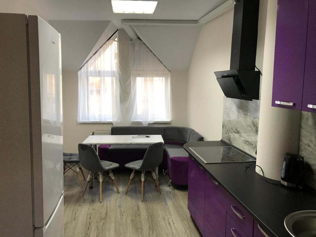 Міни-Хостел Родинного Типу Dubai Úzhgorod Exterior foto